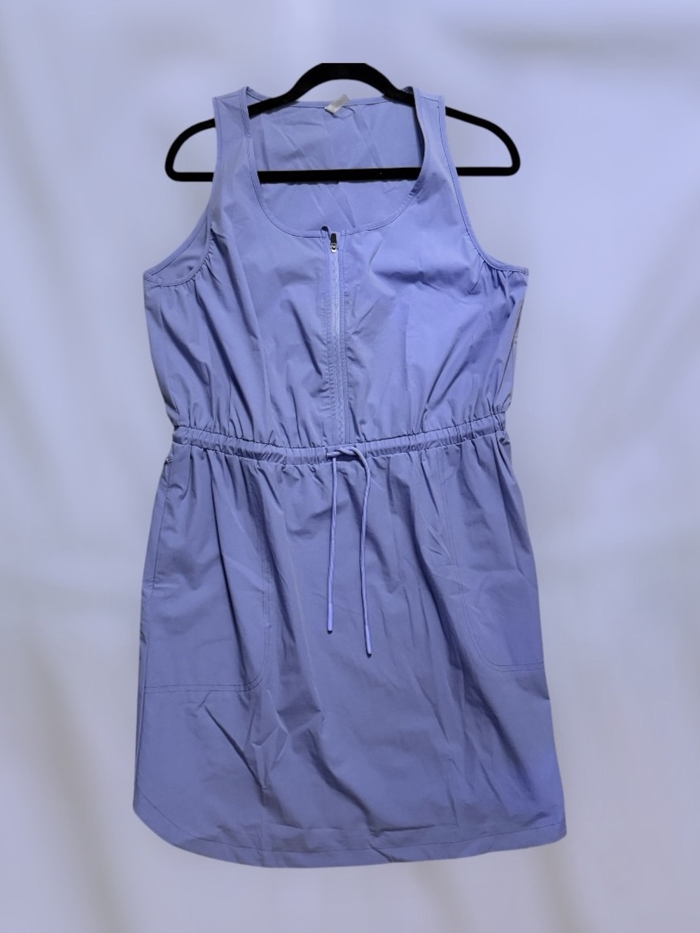 NWT Halara
Water Repellent Wear-Resistant 
Sleeveless Half Zip Drawstring - Picture 4 of 5